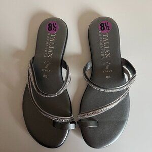 NEW Italian Shoemakers Gant Silver Rhinestone Thong Sandals Size 8.5